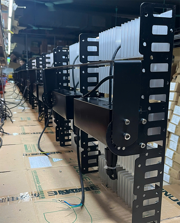 pha module 500w b pha module 500W xưởng đèn Trần Phú