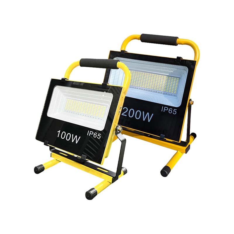 Đèn pha led tích điện cao cấp 100W – 200W